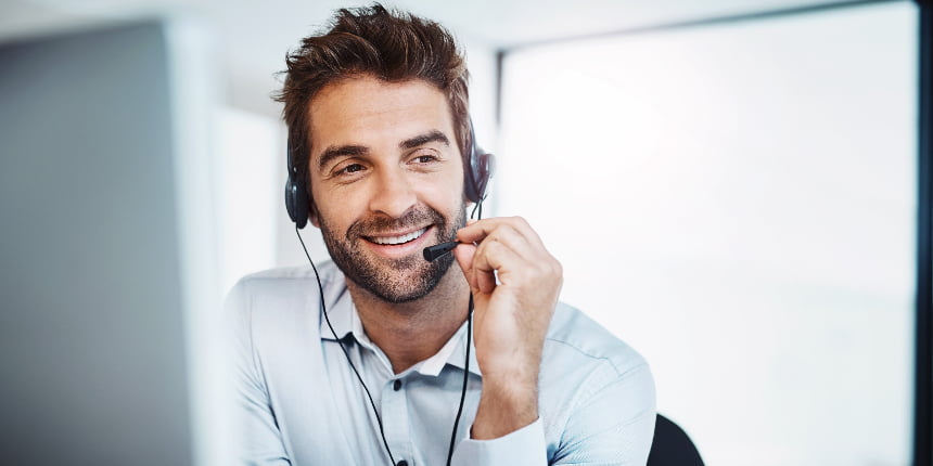 atendimento no setor de consultoria e treinamentos